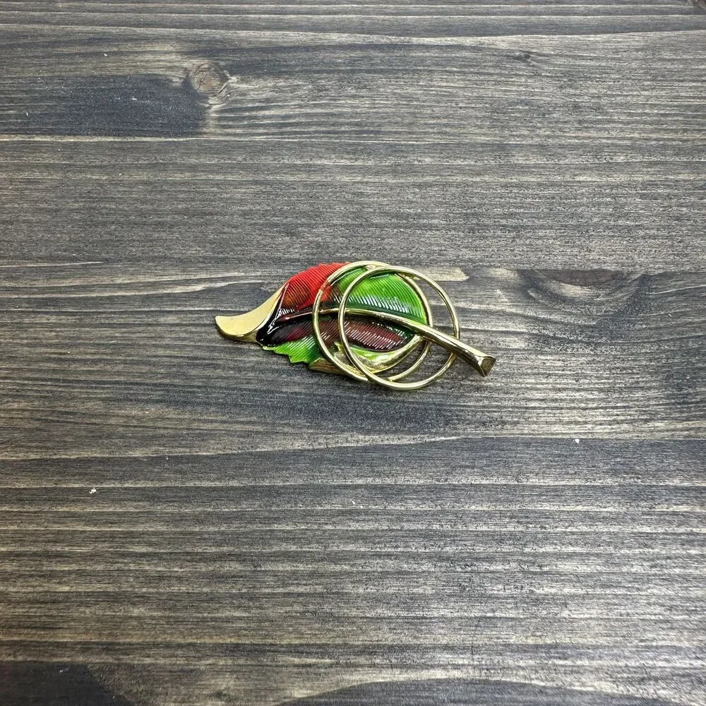 Vintage Gold‎ Tone Leaf Brooch Pin Painted Red and Green Wire Rings Estate
